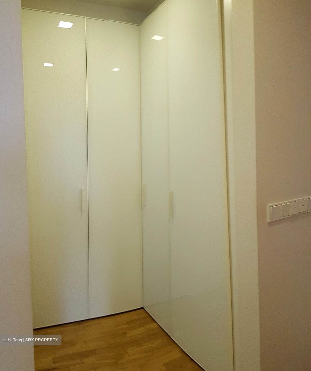 Trilight (D11), Condominium #380533381